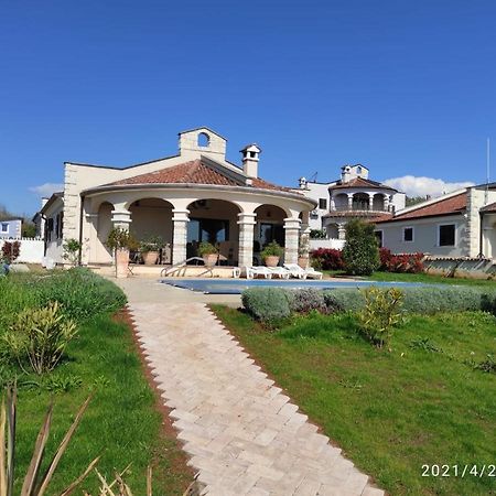 Villa Parenzo Porec Bagian luar foto