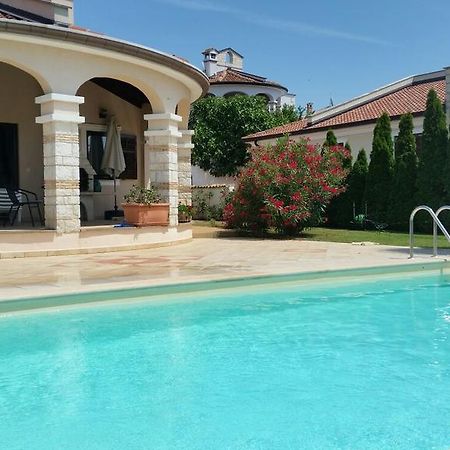 Villa Parenzo Porec Bagian luar foto