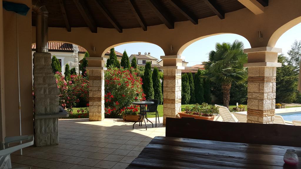 Villa Parenzo Porec Bagian luar foto